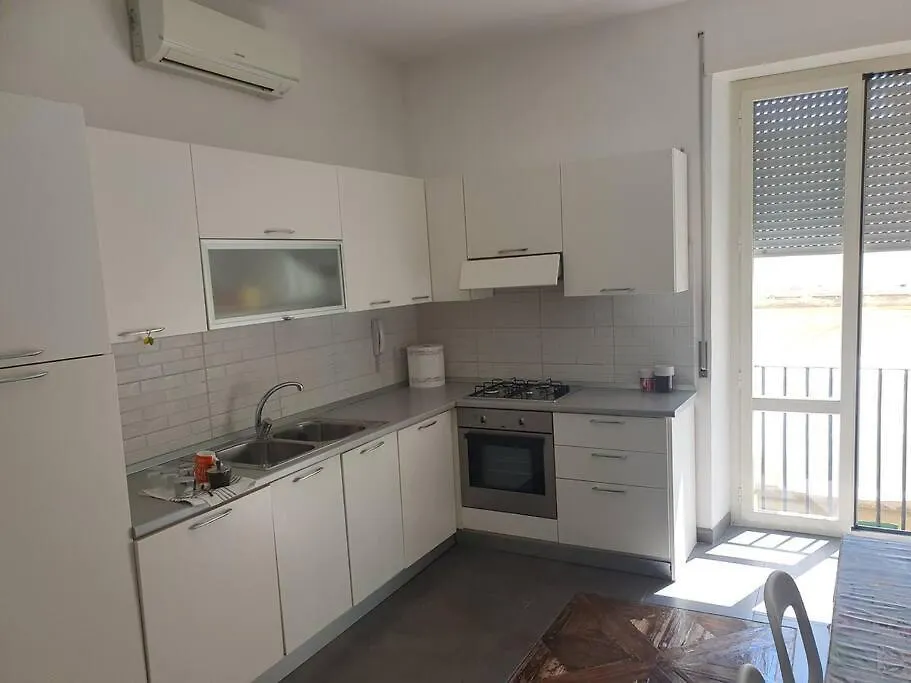 Confort In The Historic Spanish Center Apartment Naples